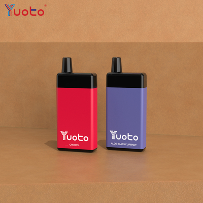 Ανακαλύψτε τις επιδόσεις του Yuoto 7000 Puffs Vape 900mAh μπαταρία και 7000 Puffs